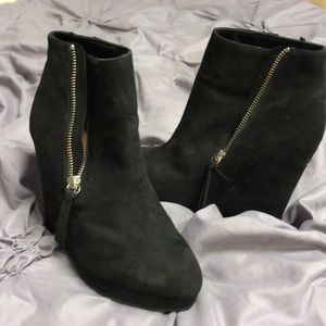 H&M Black Wedge Booties NEVER WORN Size 6